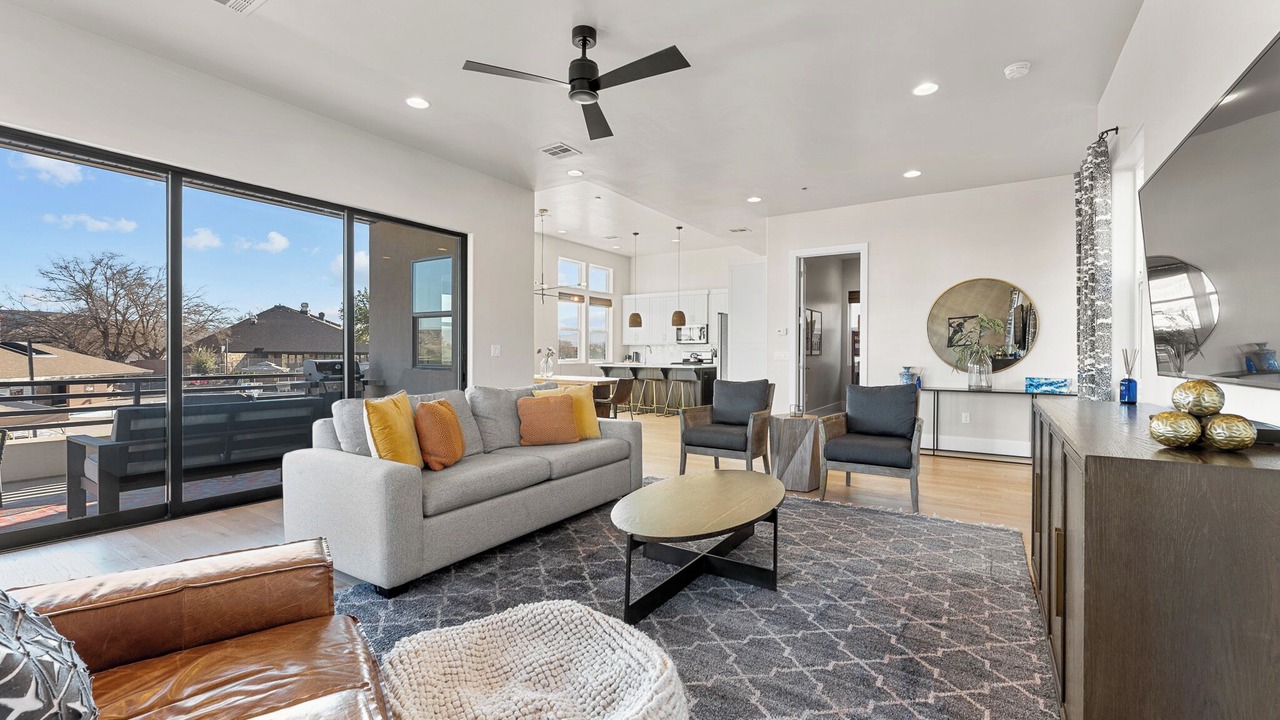 Photo of Livingroom in Bloomington