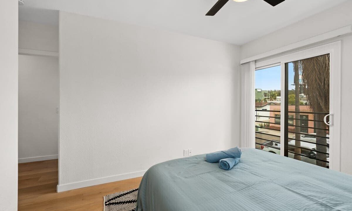 Photo of Bedroom in Olde Solana Beach