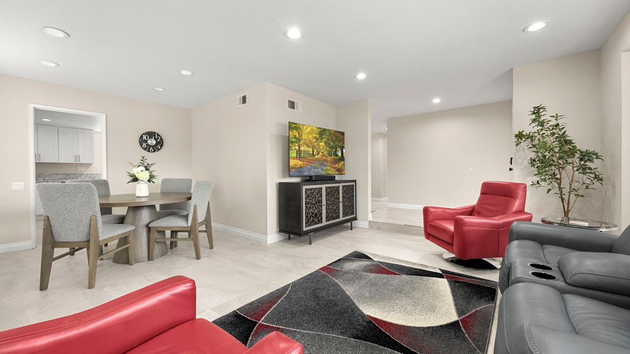 Photo of Livingroom in Yorba Linda