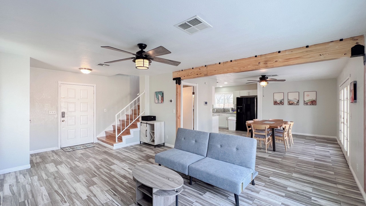 Photo of Livingroom in Summerlin
