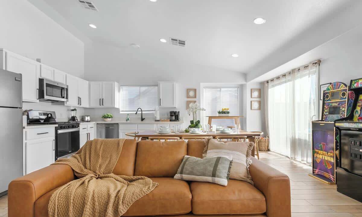 Photo of Livingroom in North Las Vegas
