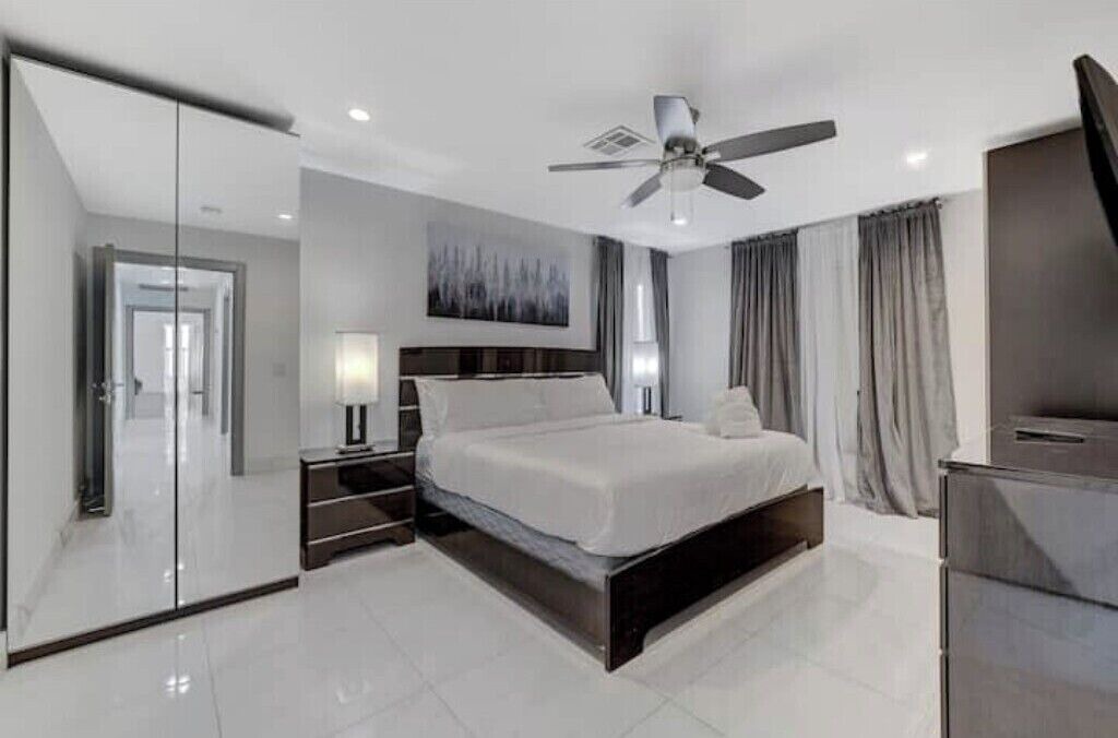 Photo of Bedroom in Spring Valley