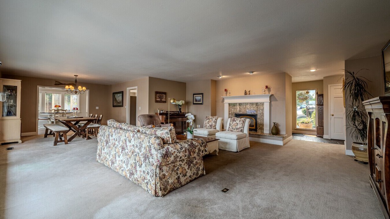 Photo of Livingroom in Wenatchee
