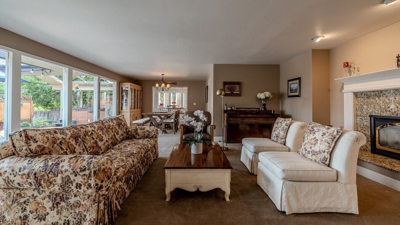 Photo of Livingroom in Wenatchee