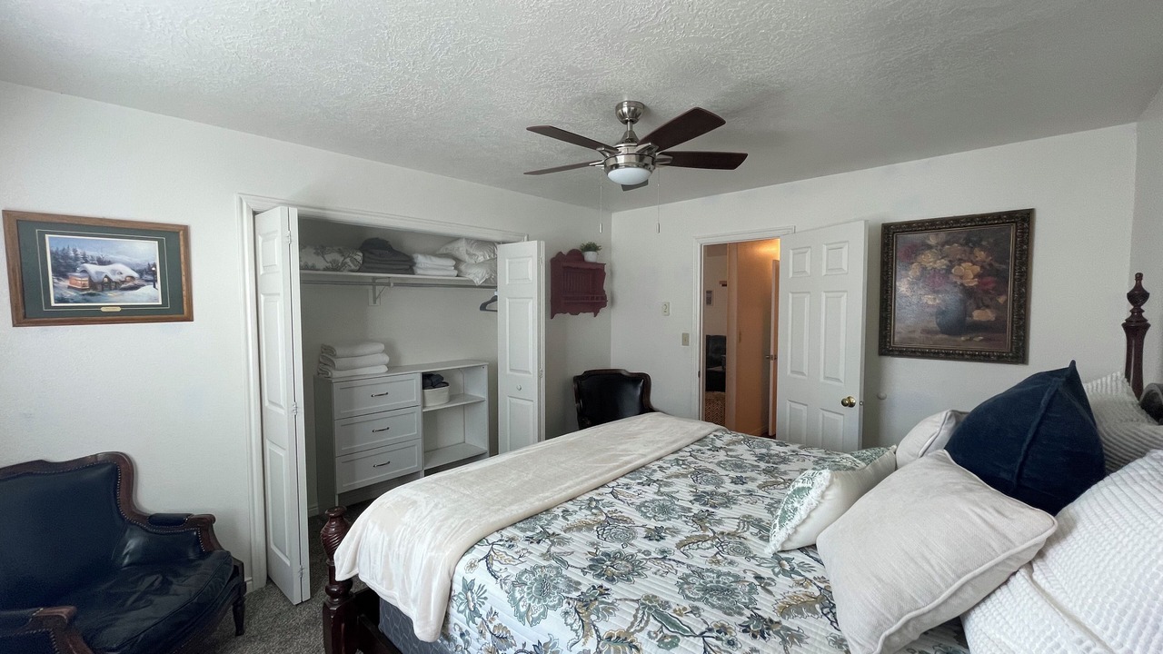 Photo of Bedroom in Glendale