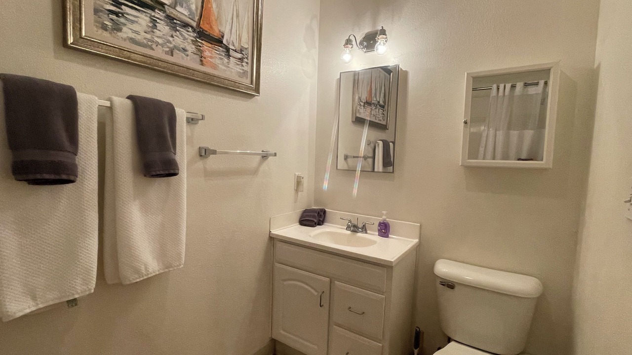 Photo of Bathroom in Glendale