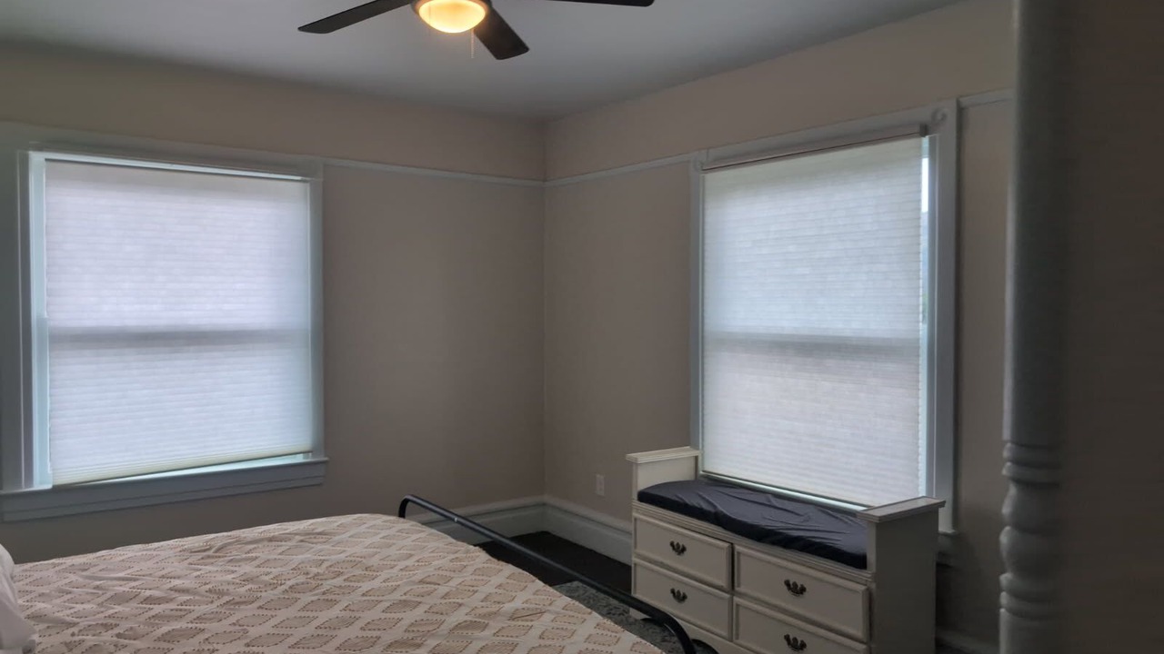 Photo of Bedroom in Roseburg