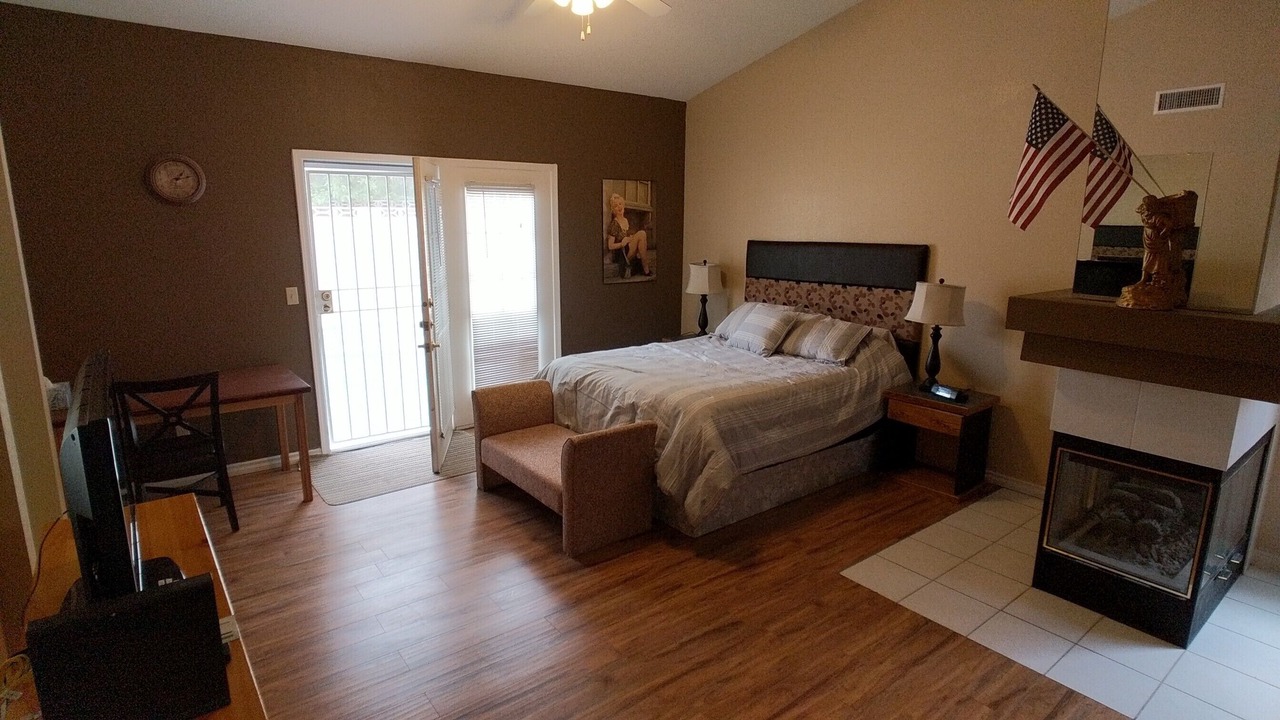 Photo of Bedroom in Silverado Ranch