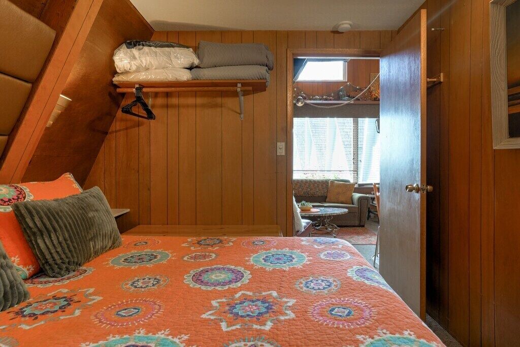 Photo of Bedroom in Otter Rock