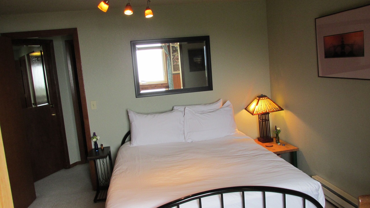 Photo of Bedroom in Newport