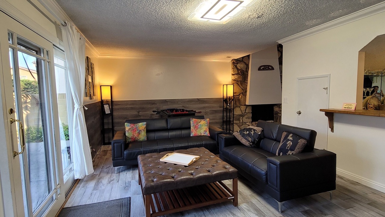 Photo of Livingroom in Hermosa Village