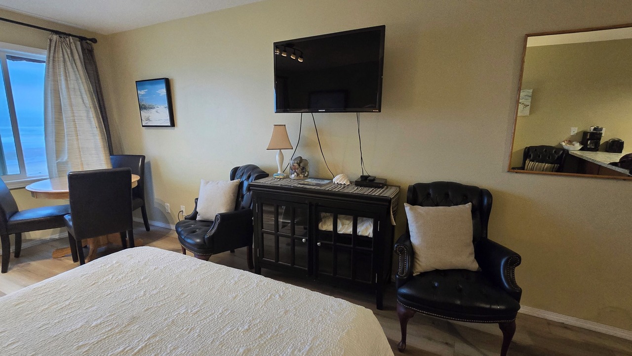 Photo of Bedroom in Lincoln City