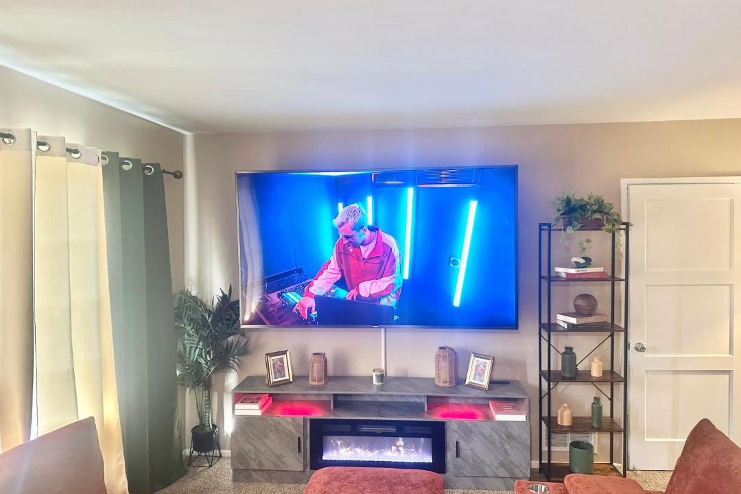 Photo of Livingroom in Crenshaw