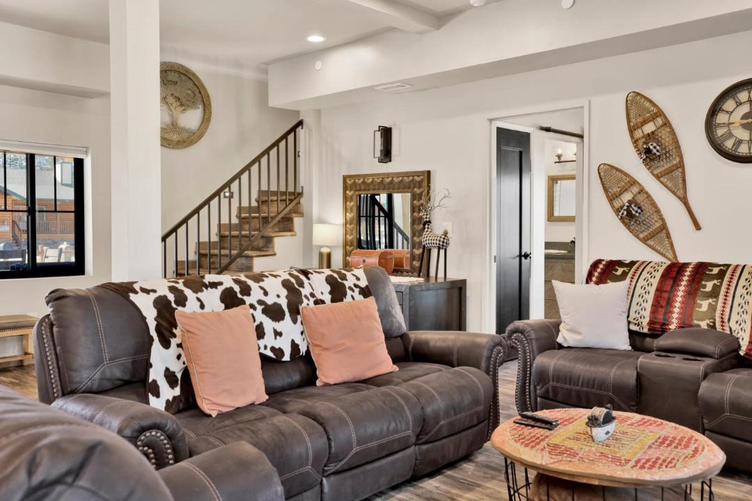 Photo of Livingroom in Big Bear