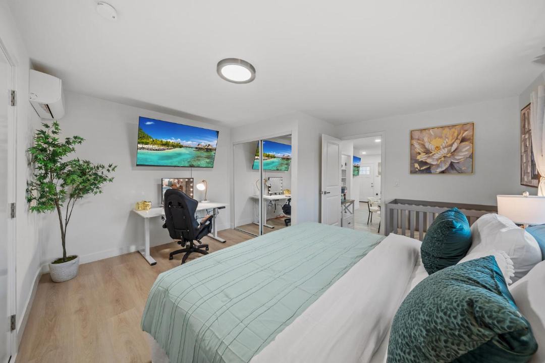 Photo of Bedroom in Lemon Grove