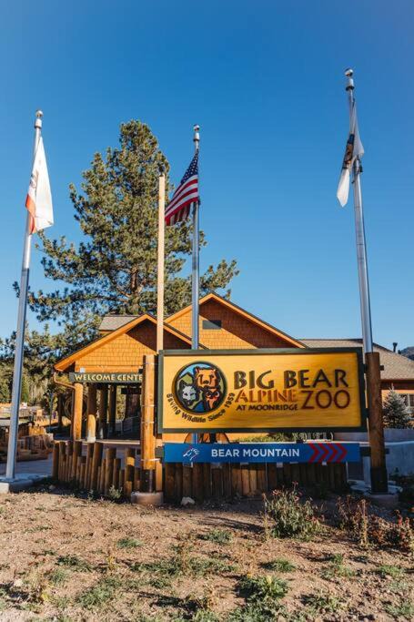 Photo of Outdoor in Upper Moonridge