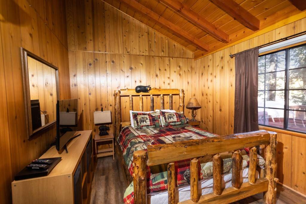 Photo of Bedroom in Upper Moonridge