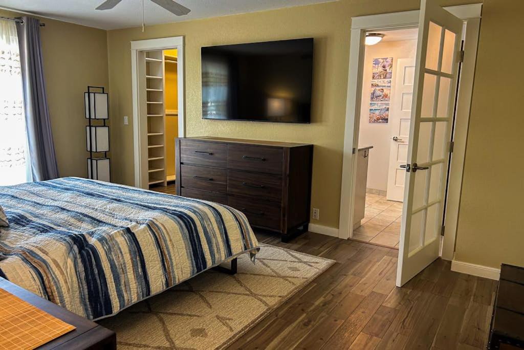 Photo of Bedroom in Oak Harbor