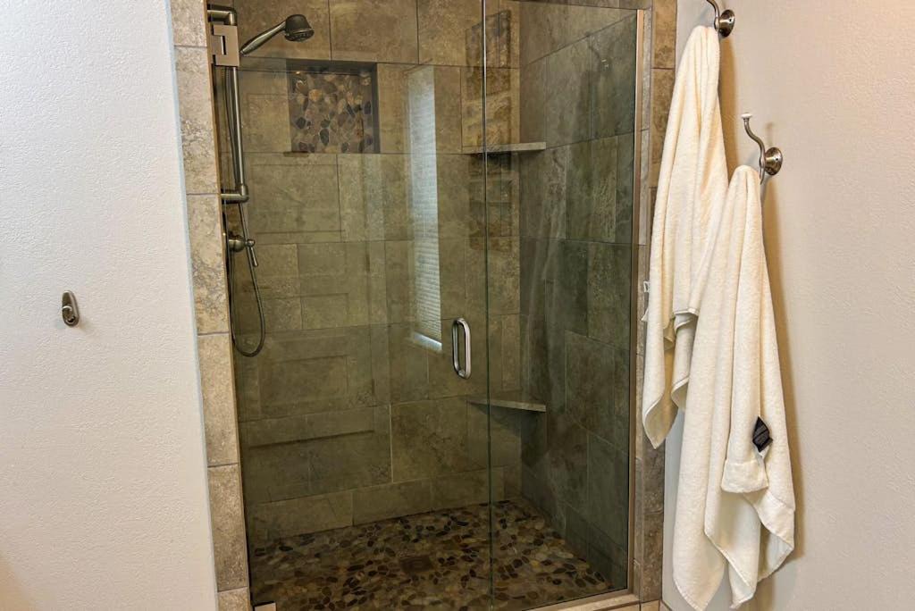 Photo of Bathroom in Oak Harbor