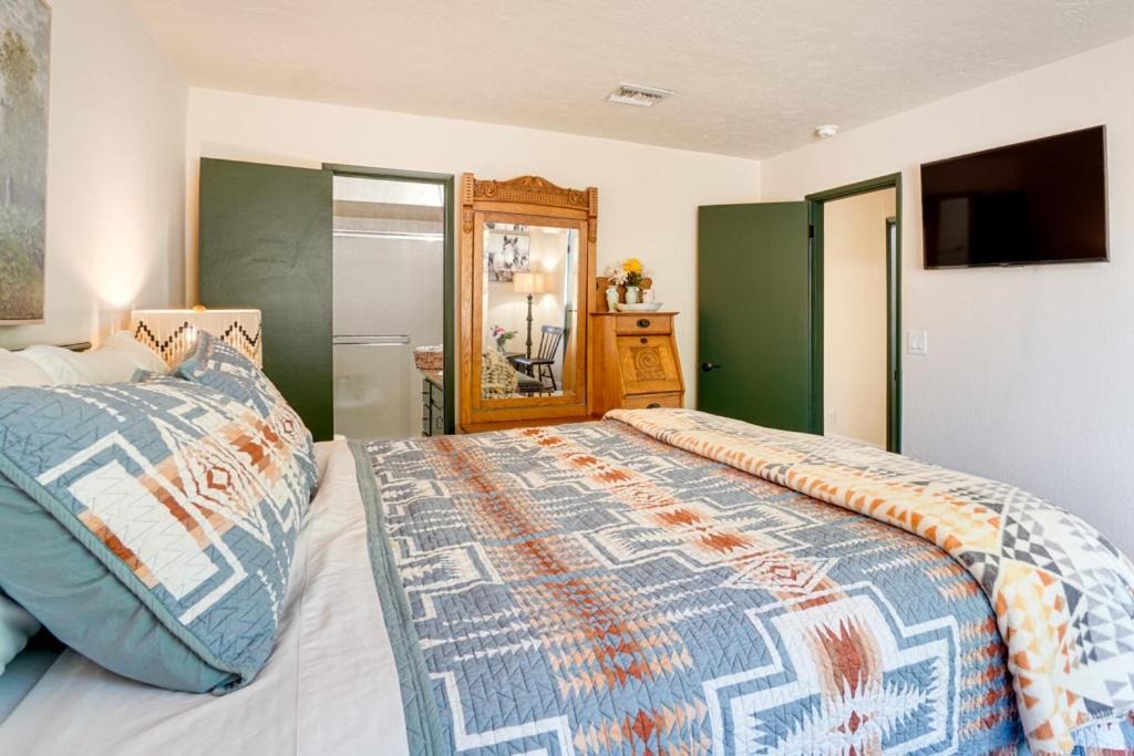 Photo of Bedroom in Mount Laguna