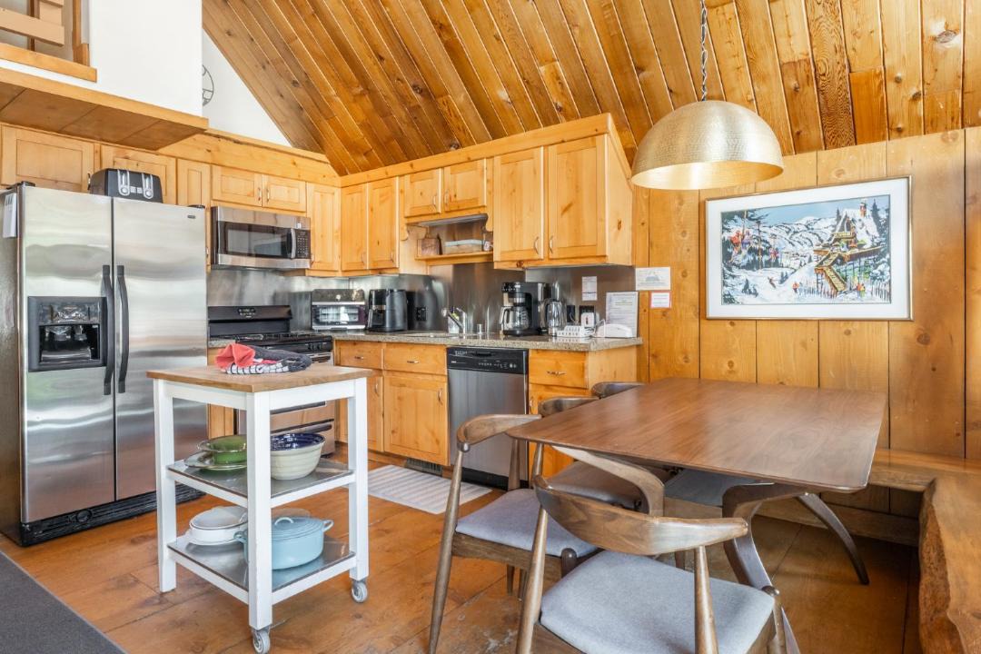 Photo of Kitchen in Mammoth Lakes