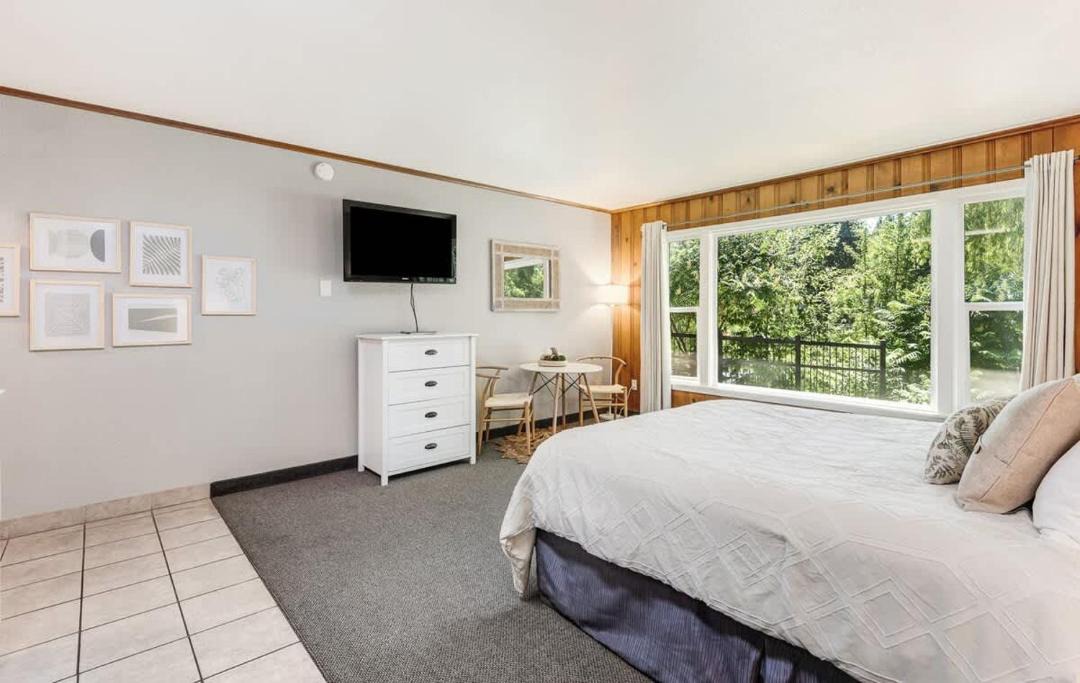 Photo of Bedroom in Bend