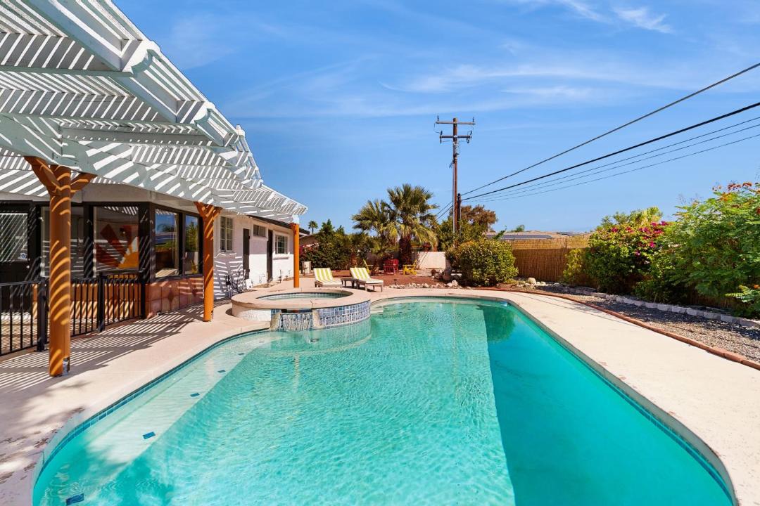 Photo of Patio Balcony in Desert Park Estates