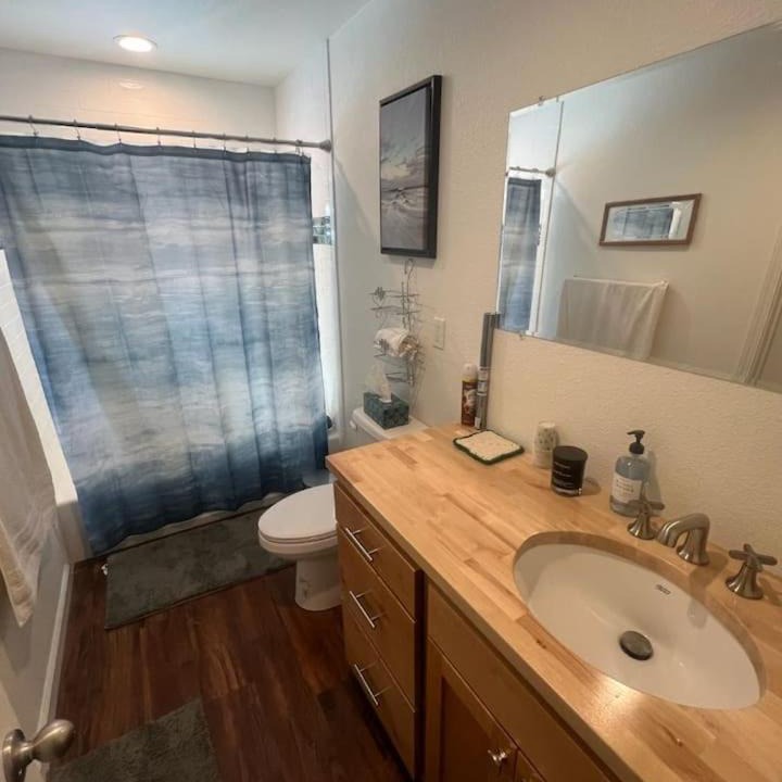 Photo of Bathroom in Tahoe Island