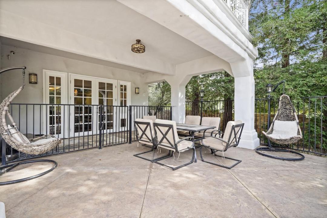 Photo of Patio Balcony in Chatsworth