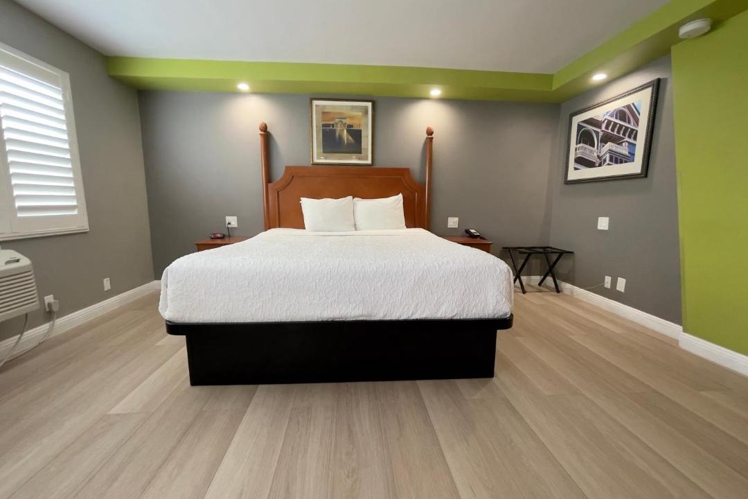 Photo of Bedroom in Outer Sunset