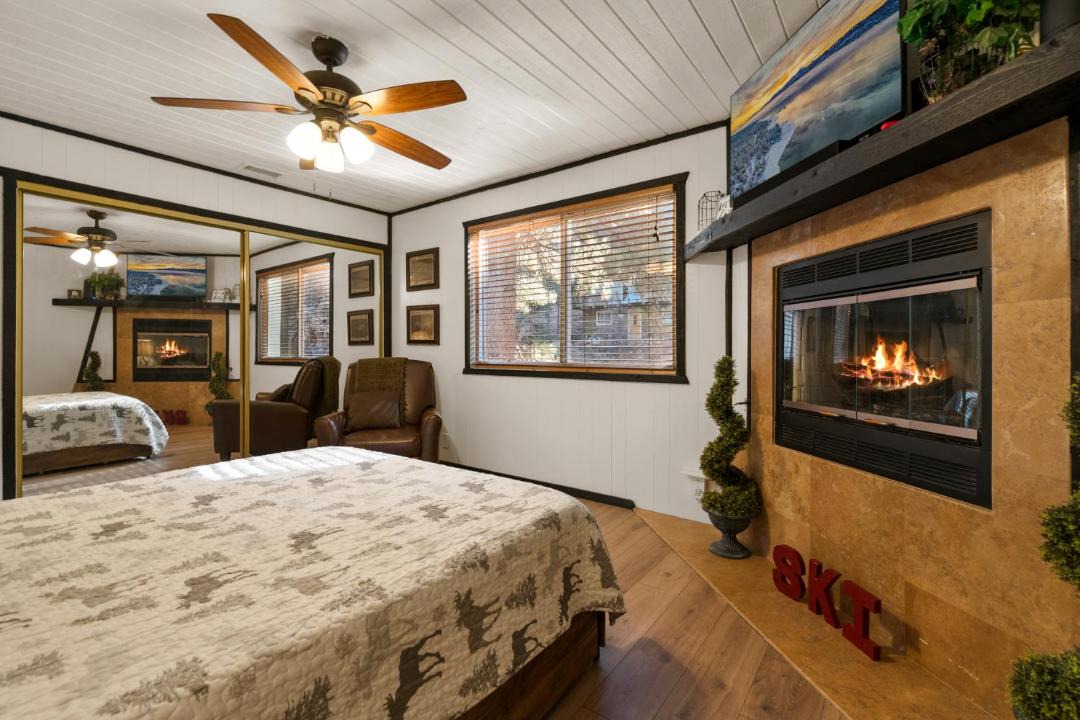 Photo of Bedroom in Big Bear Lake