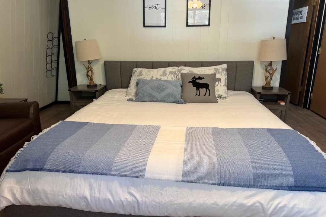 Photo of Bedroom in Big Bear Lake