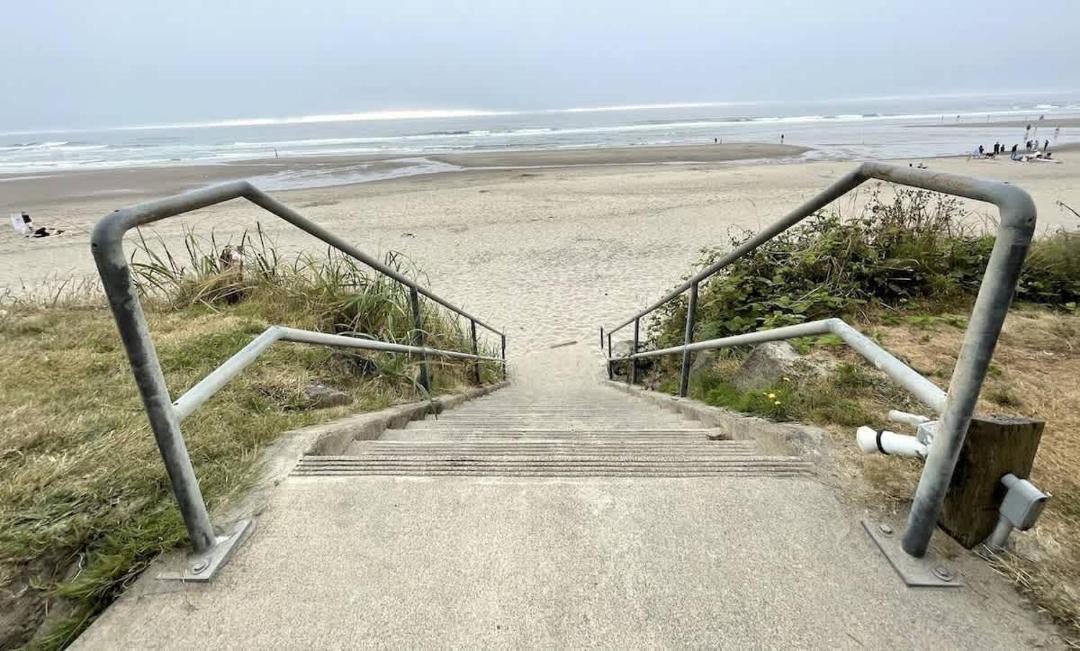Photo of Others in Lincoln City