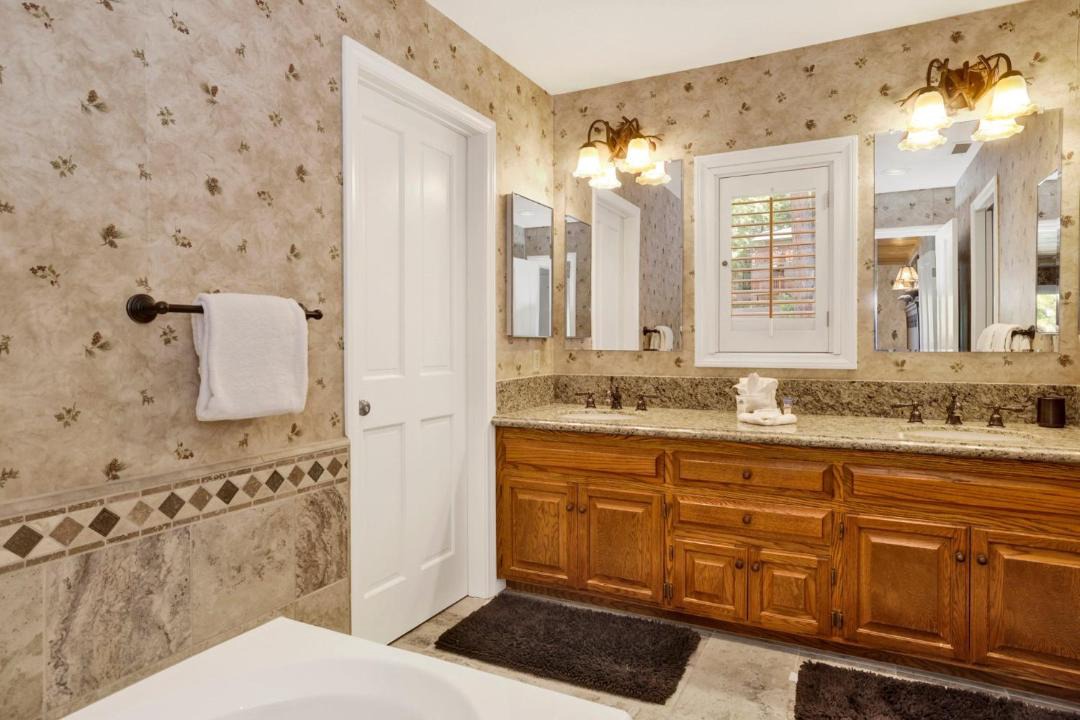 Photo of Bathroom in Boulder Bay