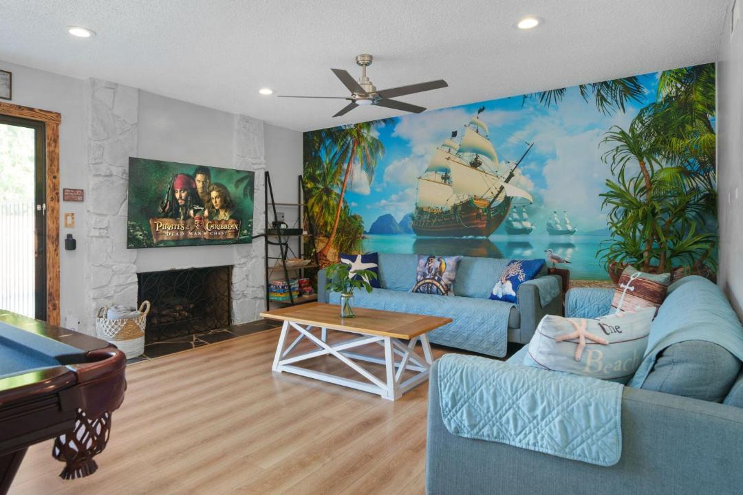 Photo of Livingroom in Southwest Anaheim