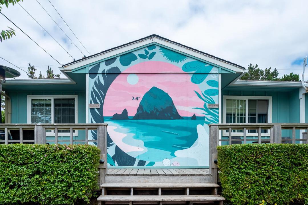 Photo of Others in Downtown Cannon Beach