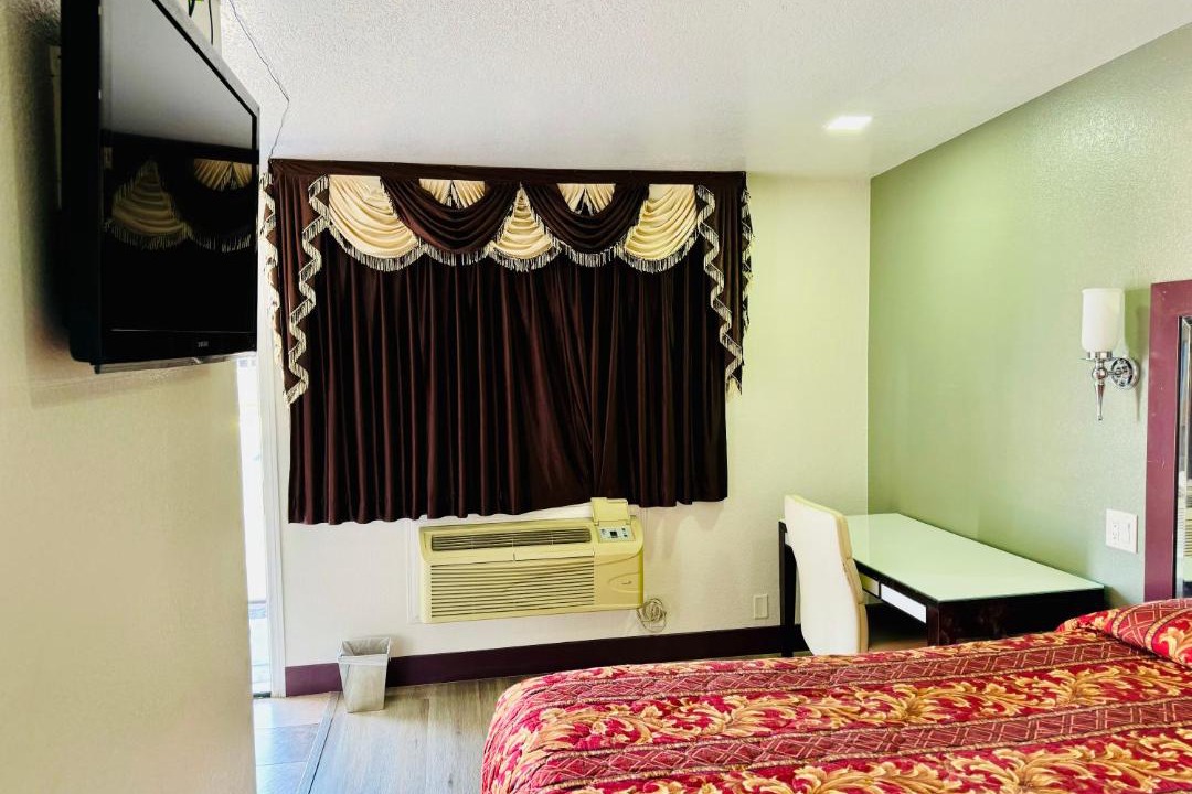 Photo of Bedroom in Sunrise Manor