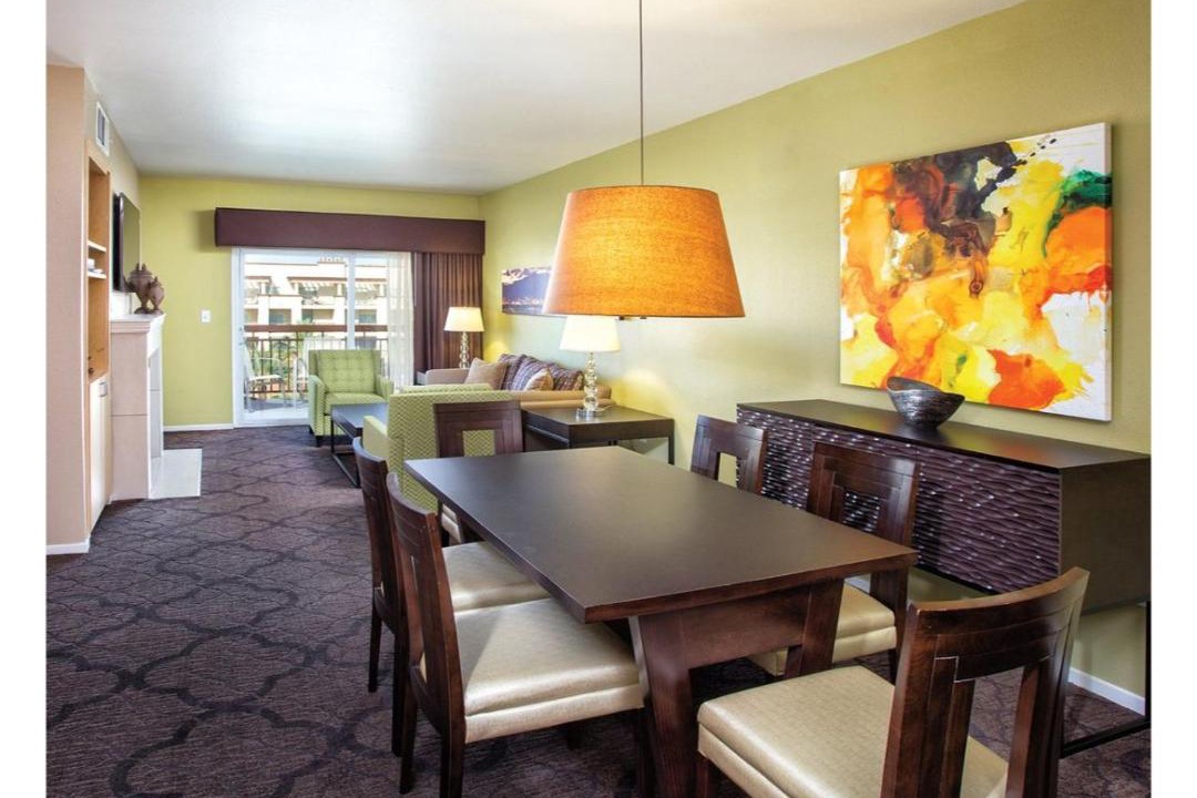 Photo of Livingroom in Enterprise
