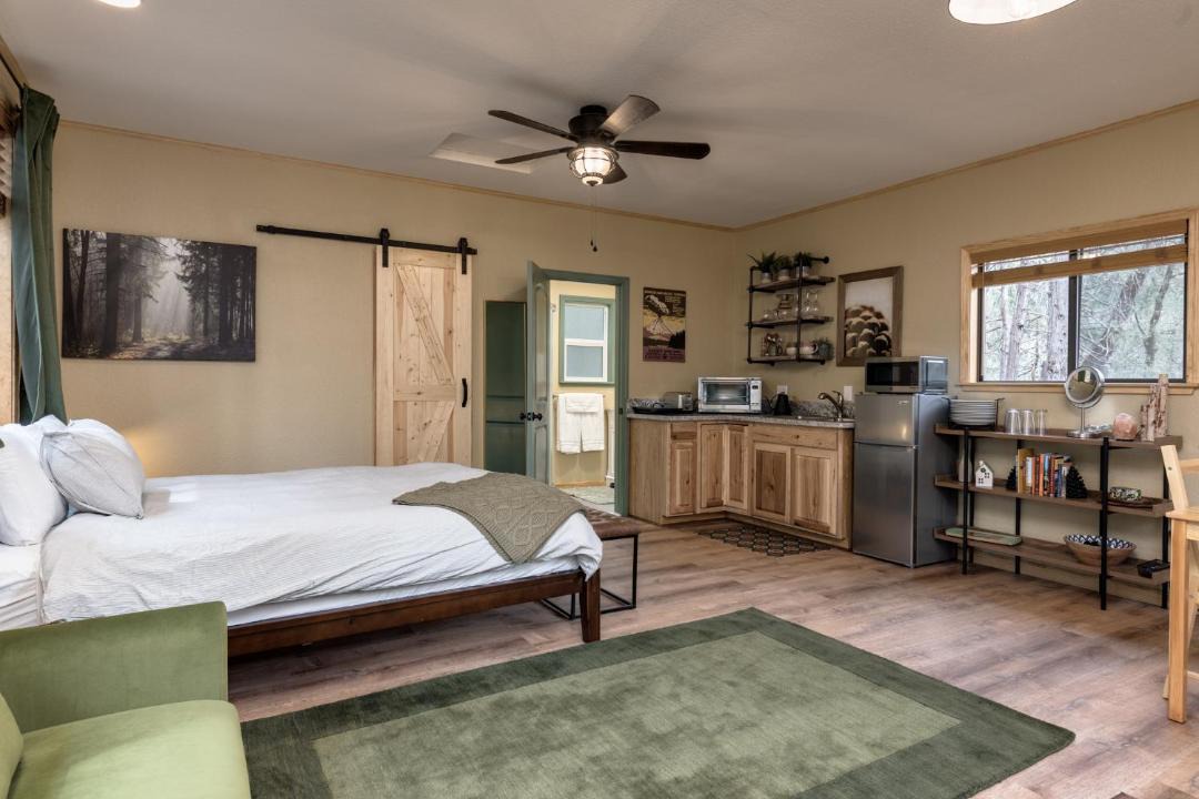 Photo of Bedroom in Forest Ranch