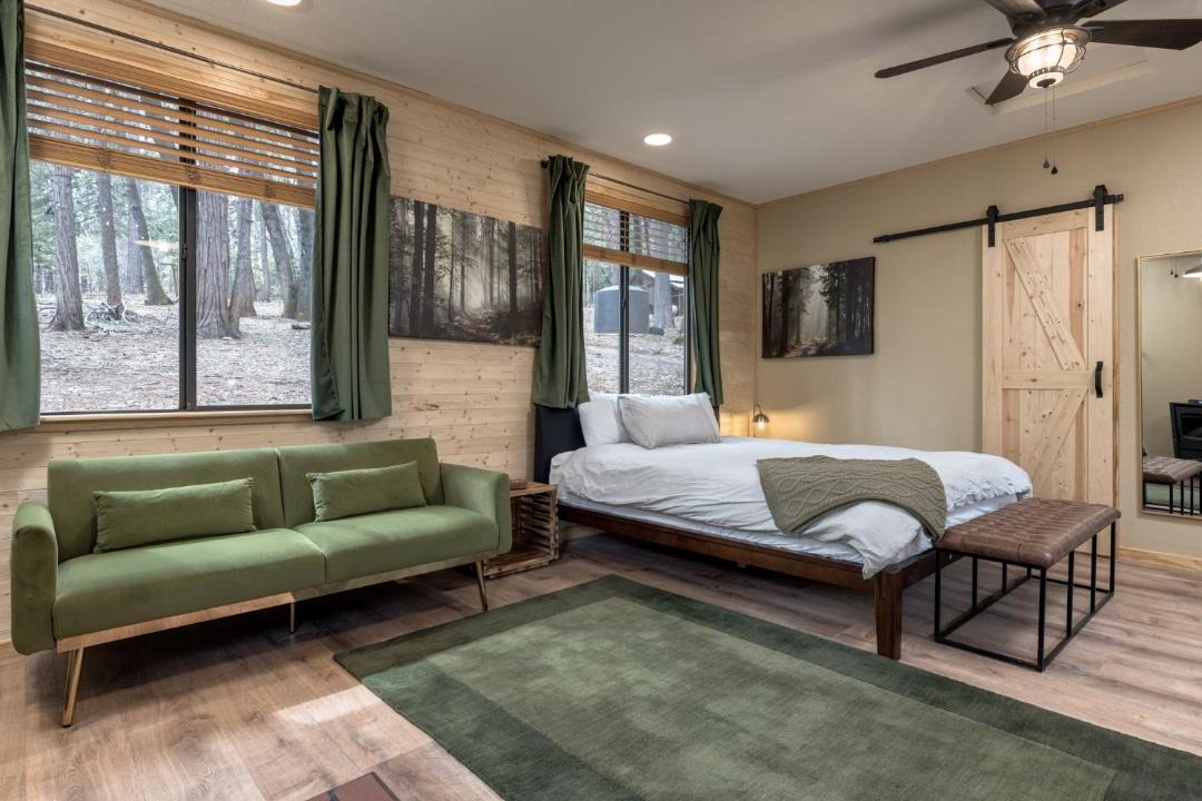 Photo of Bedroom in Forest Ranch