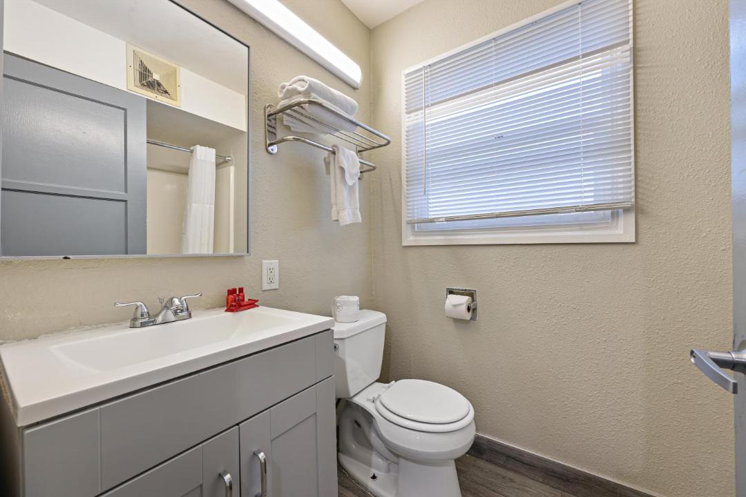 Photo of Bathroom in Roseville - Fleet Ridge