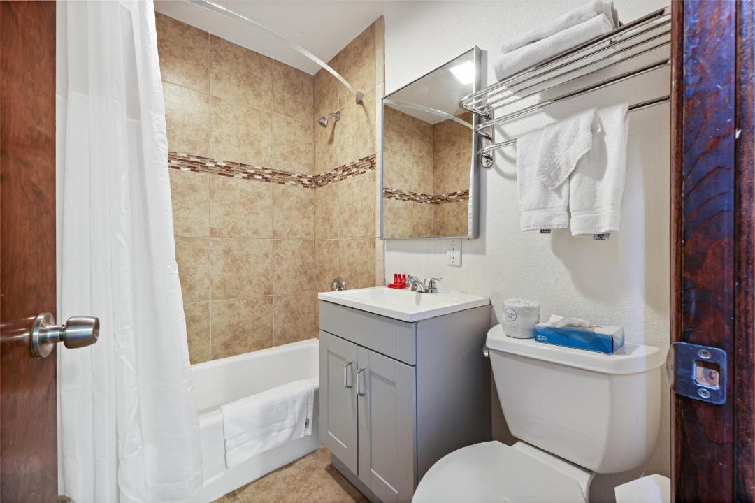 Photo of Bathroom in Roseville - Fleet Ridge