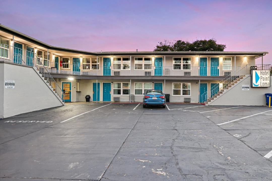 Photo of Buildings in Roseville - Fleet Ridge
