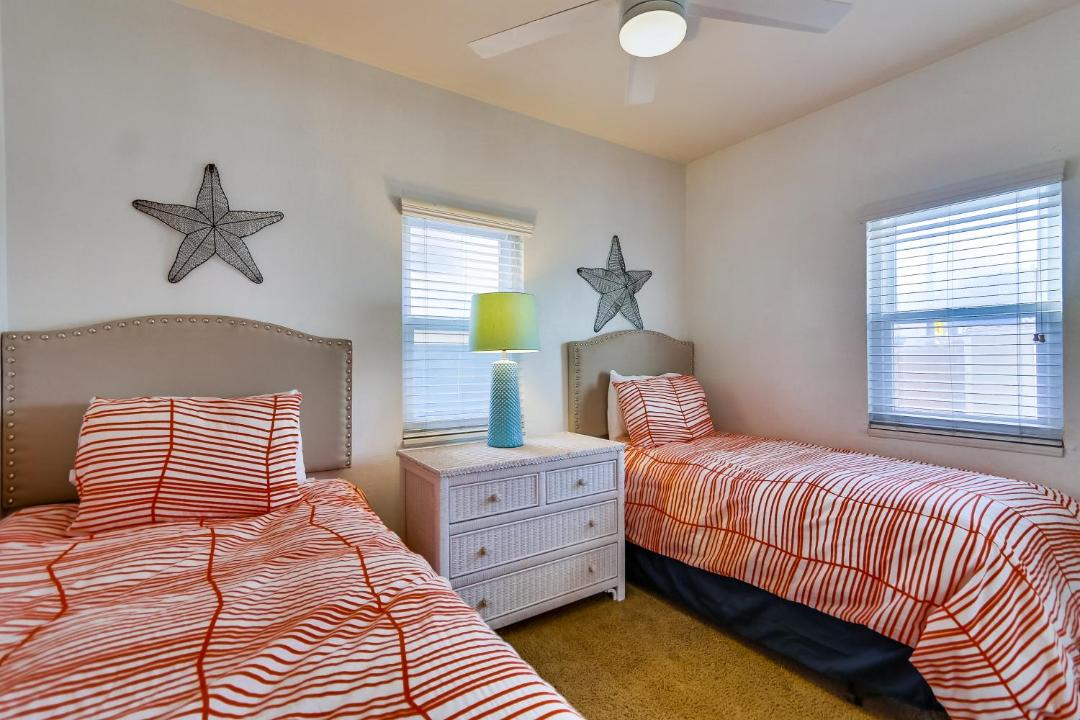 Photo of Bedroom in Mission Beach