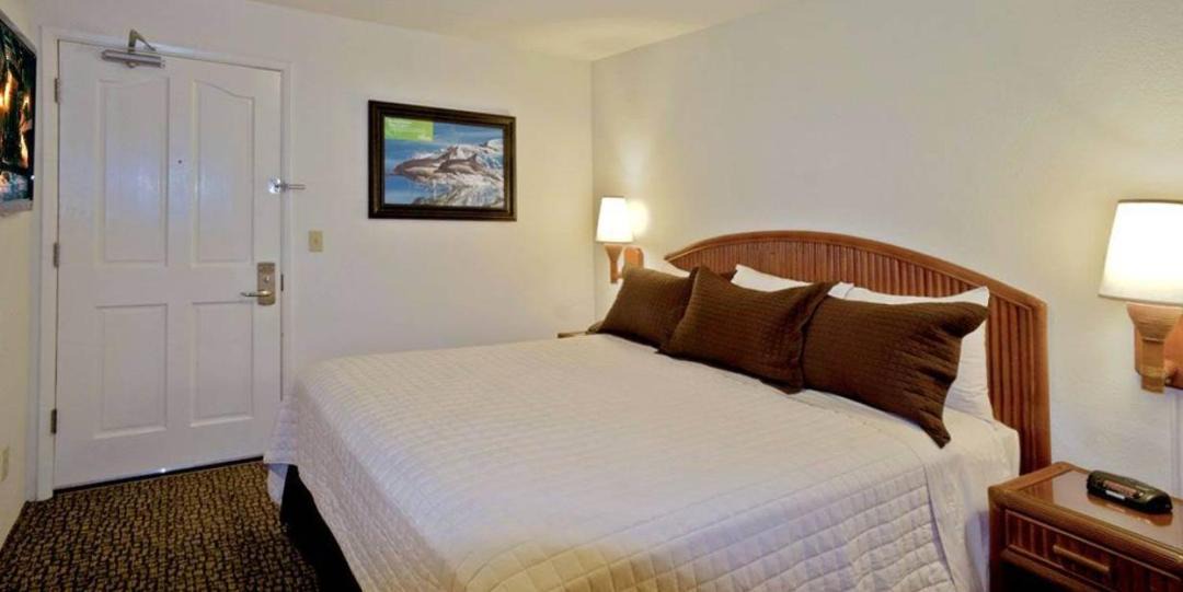 Photo of Bedroom in Village of La Jolla