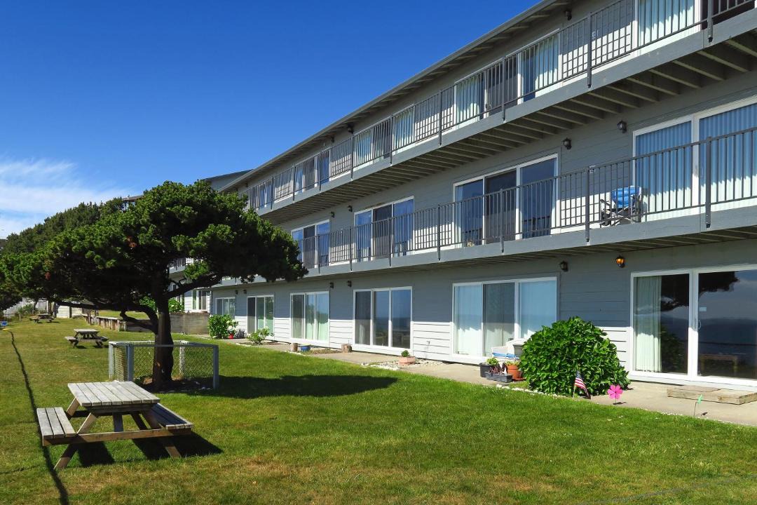 Photo of Others in Lincoln City