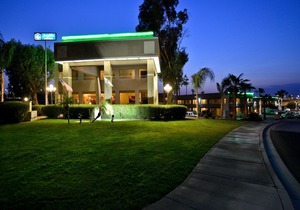 Best Western Yuma Mall Hotel & Suites