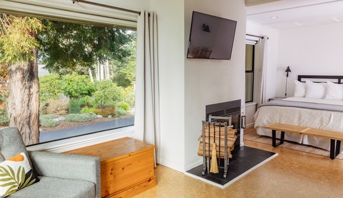 Lodge King Junior Suite
