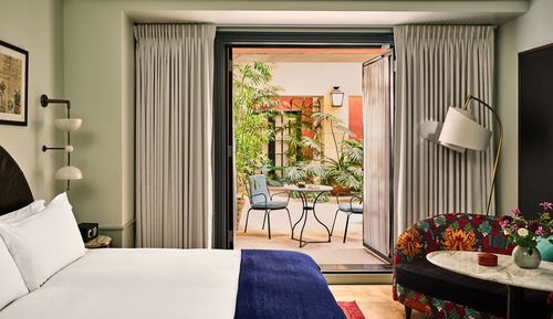 Room, 1 King Bed, Courtyard View (Patio)