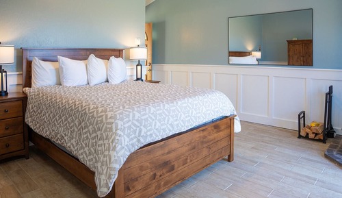Premium Room, Queen Bed, Private Hot Tub, Wood-Burning Fireplace, Ocean View, Not Pet Friendly